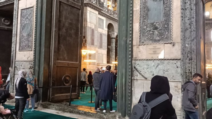 Ayasofya Camii'nin İmparator Kapısı onarıldı