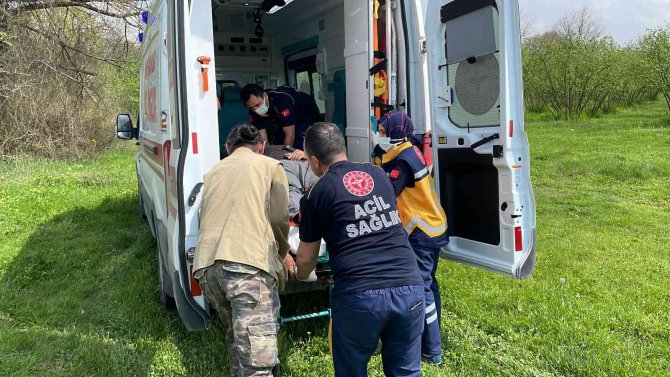 Babasının mezarını ziyaret etti, vuruldu