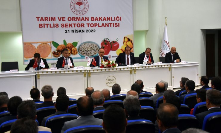 Bakan Kirişci: Belirli tarihlerde ormanlara girişleri yasaklayacağız