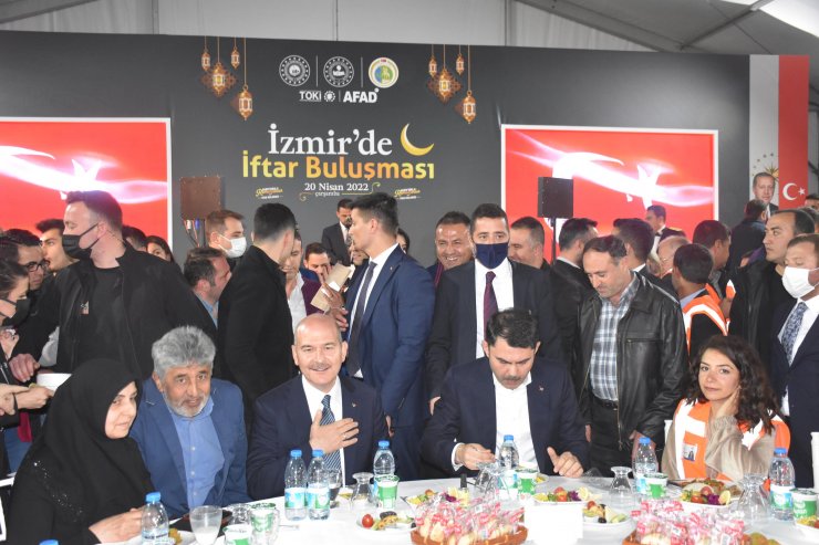 Bakan Kurum: İzmir'de 13 bin 500 konut inşa edildi