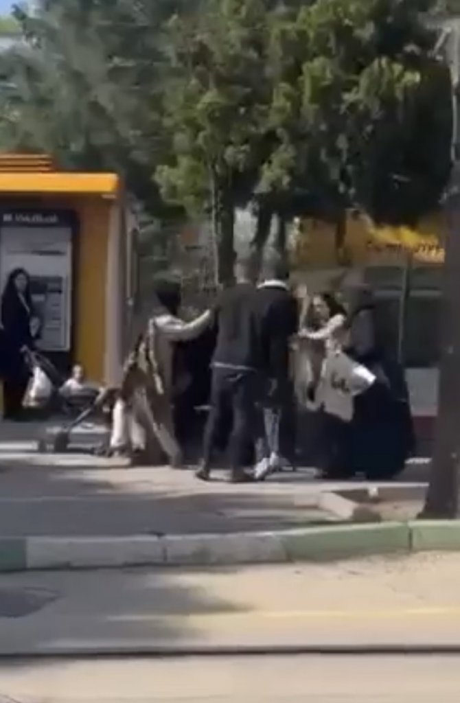 Dilencilerin tekme tokatlı ‘’bölge’’ kavgası