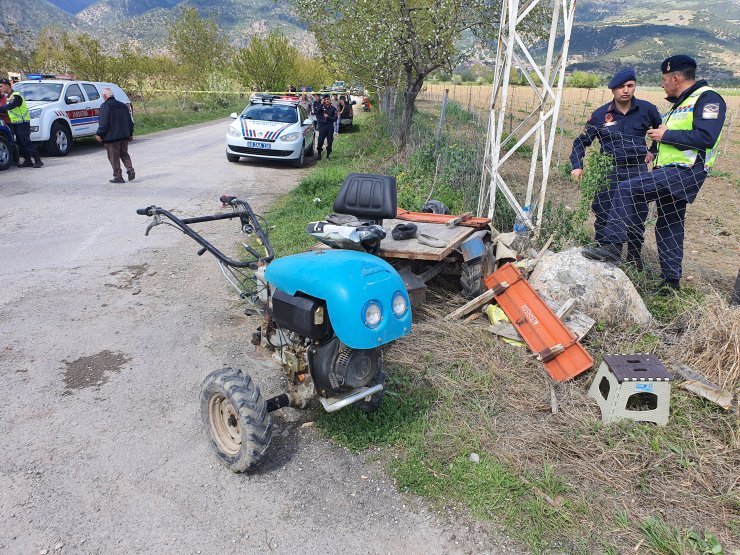 Kamyonetle patpat çarpıştı: 1 ölü, 2 yaralı