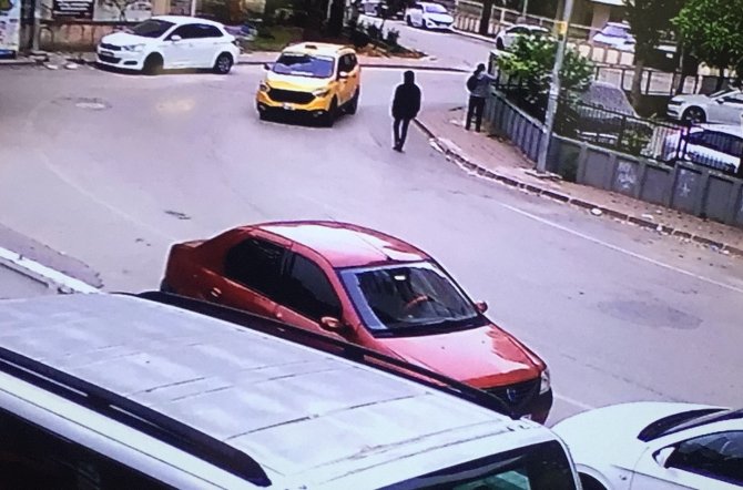 Kapkaççı dehşeti kamerada