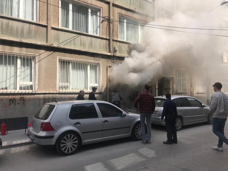 Konya'da camiye gitti, döndüğünde iş yerini alevler içinde buldu