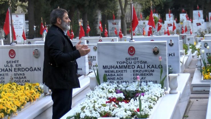 Şehit yakınları Edirnekapı Şehitliği'nde iftar yaptı