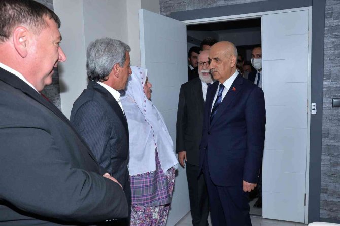 Bakan Kirişçi’den Ukrayna-Rusya savaşı açıklaması: