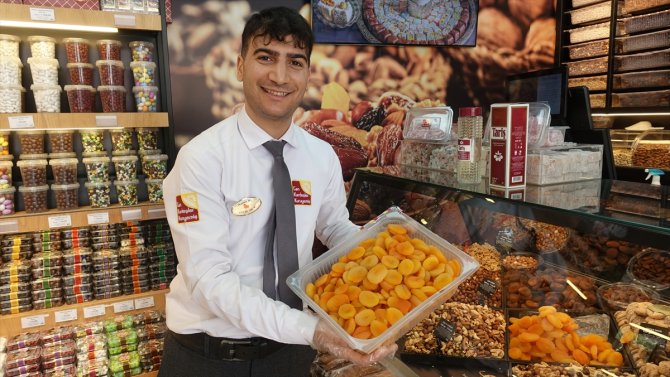 Kuru meyve ihracatında "liderliği" kayısı aldı