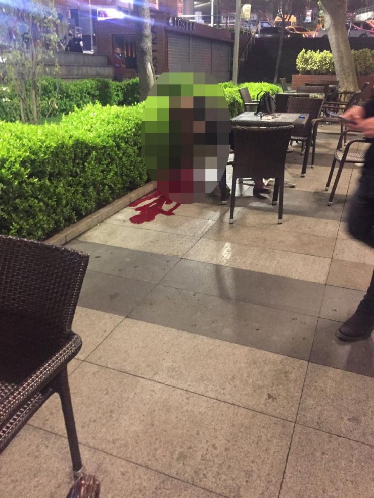 Eşini çay bahçesinde öldüren koca, barışmak istemiş