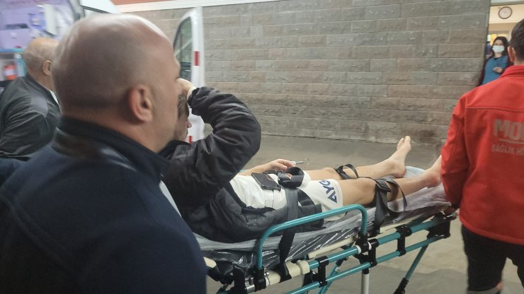 Fenerbahçeli futbolcu Crespo hastaneye kaldırıldı