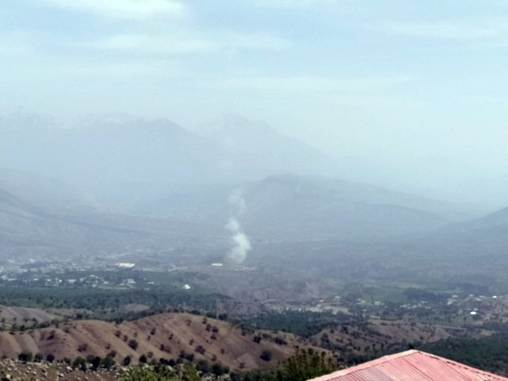 Irak'ın kuzeyindeki PKK hedefleri füzelerle vuruldu