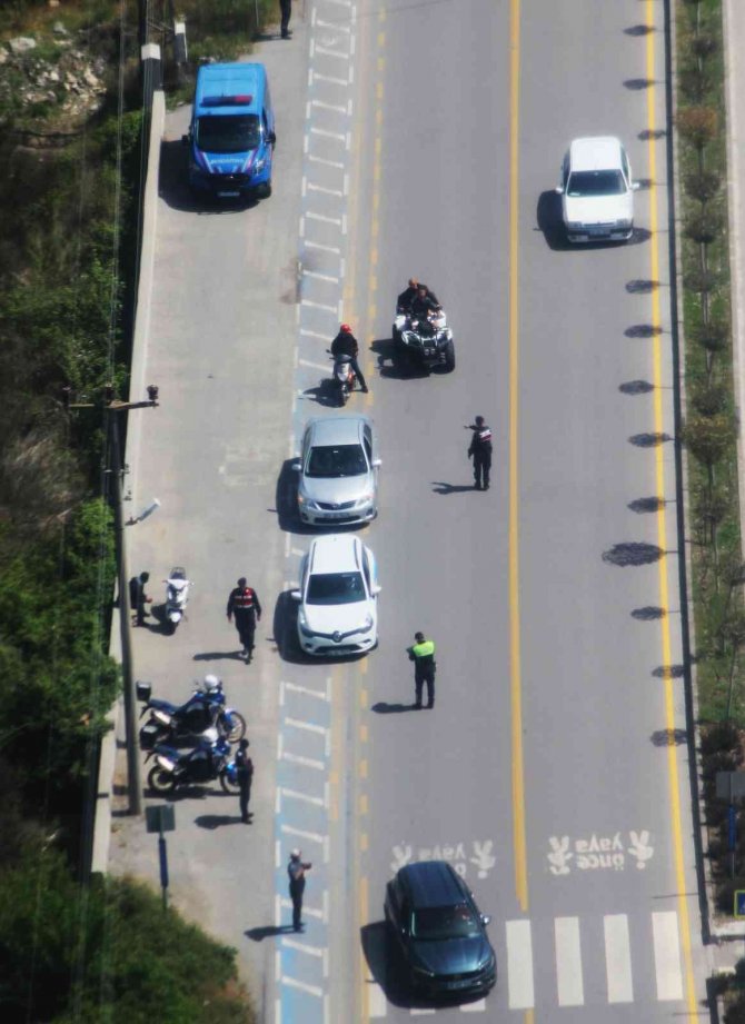 Jandarmadan bayram öncesi havadan-karadan denetim