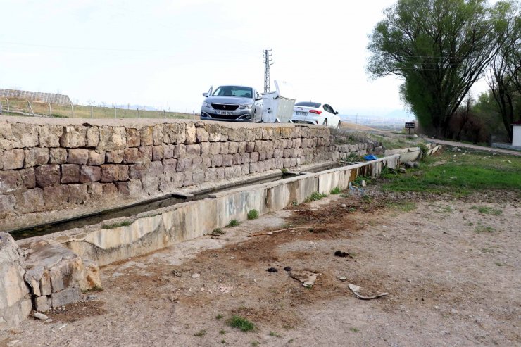 Komşuların hayvanlara 'su verme' kavgası kanlı bitti: 1 ölü, 2 yaralı