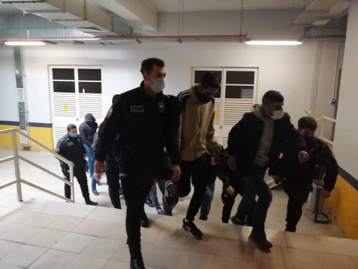 Konteyner ve güneş paneli dolandırıcılarına operasyonda 13 tutuklama