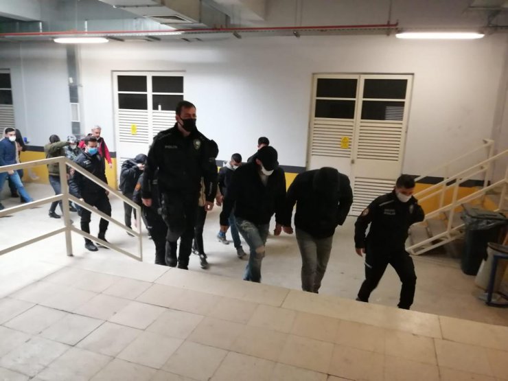 Konteyner ve güneş paneli dolandırıcılarına operasyonda 13 tutuklama