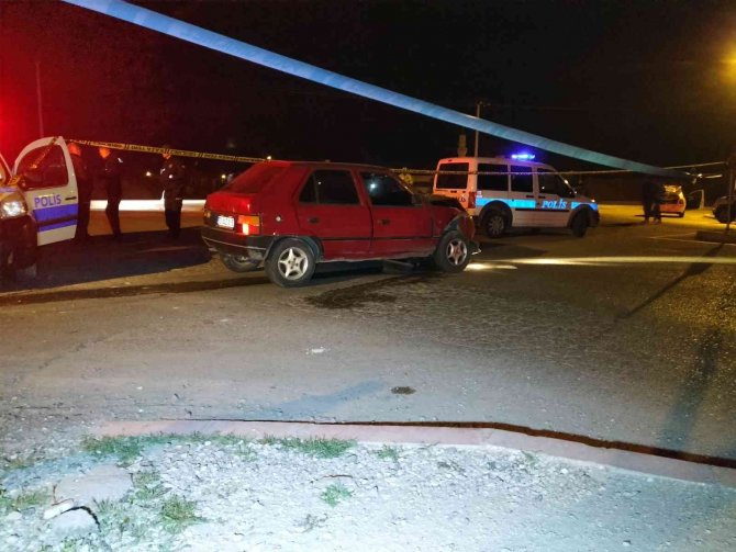 Konya'da tartıştığı karısını vurdu, yakalanacağını anlayınca kendi kafasına sıktı