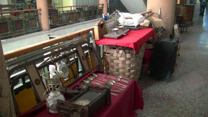 Mezat kültürü tarihi iş merkezinde yaşatılıyor