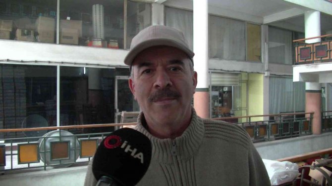 Mezat kültürü tarihi iş merkezinde yaşatılıyor