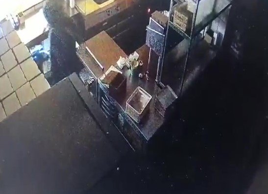 Motosikletli hırsızı güvenlik kameraları yakalattı