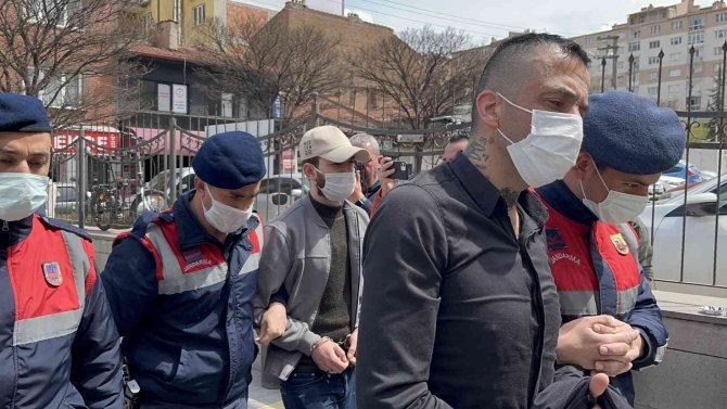 Zehir tacirleri serbest bırakıldı