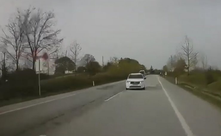 2 kişinin öldüğü kaza araç kamerasında