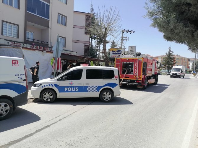 Konya'da bir marketin deposunda çıkan yangın söndürüldü