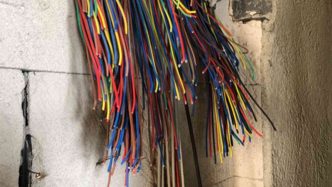 Kablolarını çalanı ihbar edene 20 bin TL ödül verecek