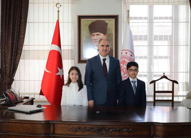 Konya’da 23 Nisan Ulusal Egemenlik ve Çocuk Bayramı coşkuyla kutlandı