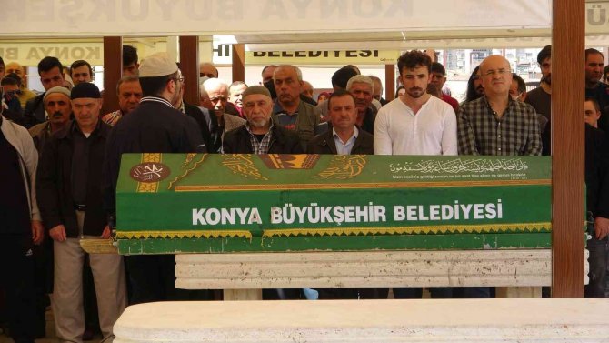 Konya'da trafik kazasında hayatını kaybeden gençlere acı veda