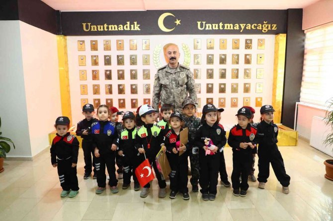 Küçük Toprak, Hakkari Emniyet Müdürü oldu