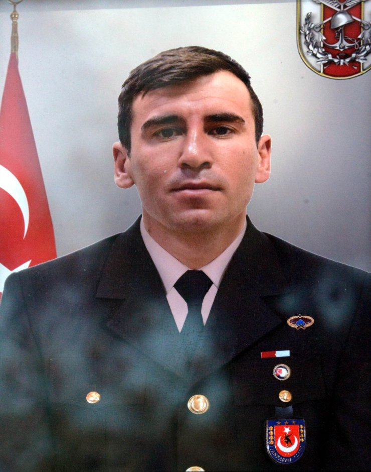 Şehit Uzman Çavuş Furkan Gök toprağa verildi