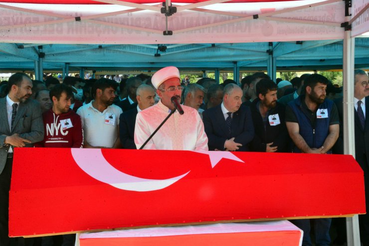 Şehit Uzman Çavuş Furkan Gök toprağa verildi