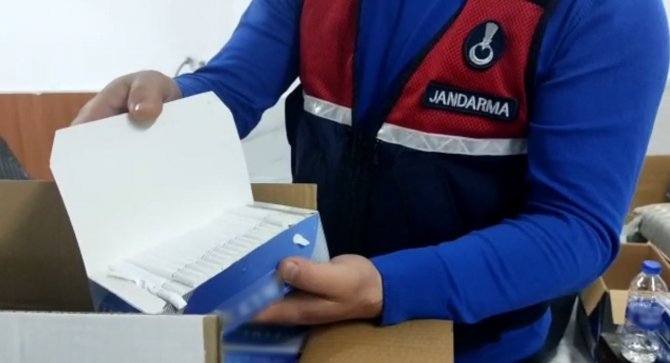 Jandarmadan kaçak tütün operasyonu
