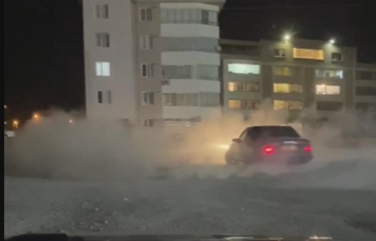 Konya'da gece vakti drift yapan kişinin ehliyetine el konuldu, para cezası kesildi