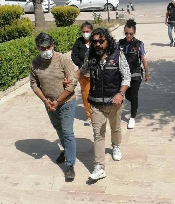 Muska yazarak dolandırıcılık yapan sevgililer tutuklandı