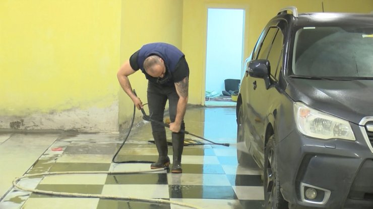 Oto yıkamacıdan 120 bin liralık malzeme hırsızlığı kamerada