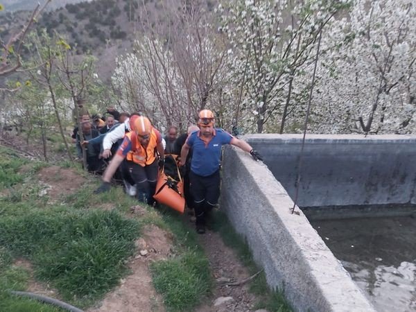 Otomobil uçuruma düştü: 1 ölü