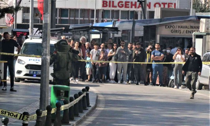 Şüpheli çanta polisi alarma geçirdi