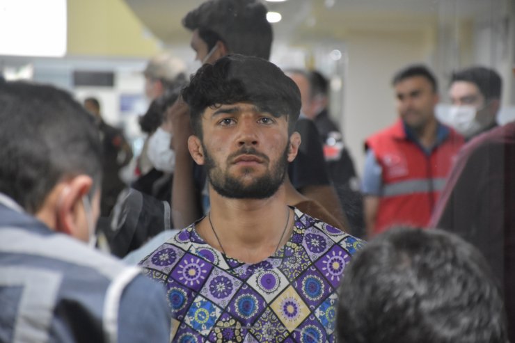 227 kaçak göçmen daha ülkesine gönderildi