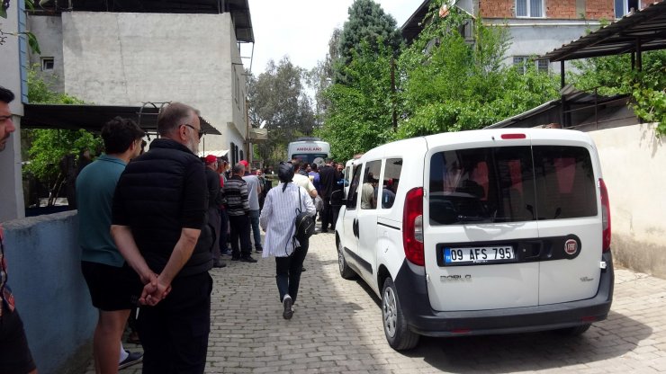 Arkadaşlarıyla toplandıkları evde vurulan genç  öldü