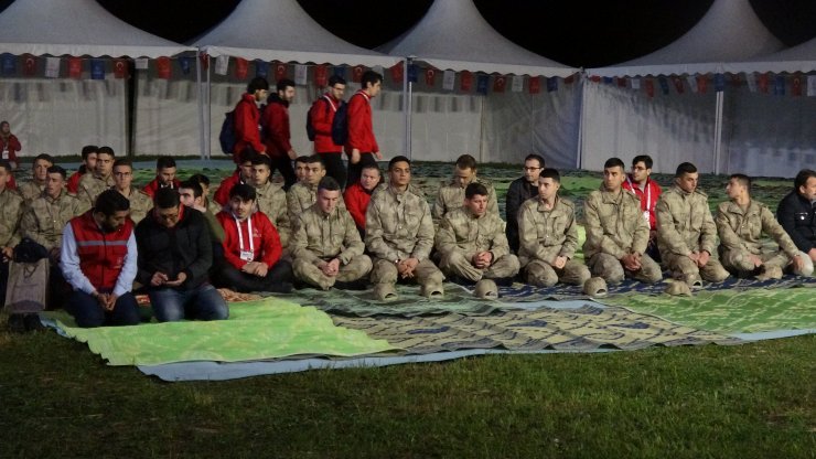 Çanakkale'de 57. Alay Vefa Yürüyüşü yapıldı