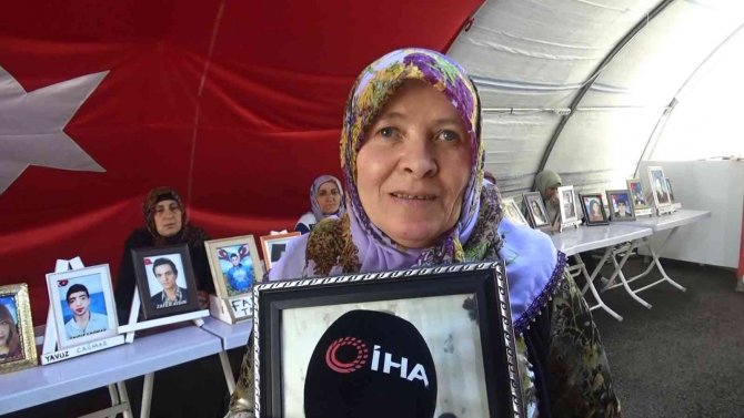 Evlat nöbetindeki anneden oğluna çağrı