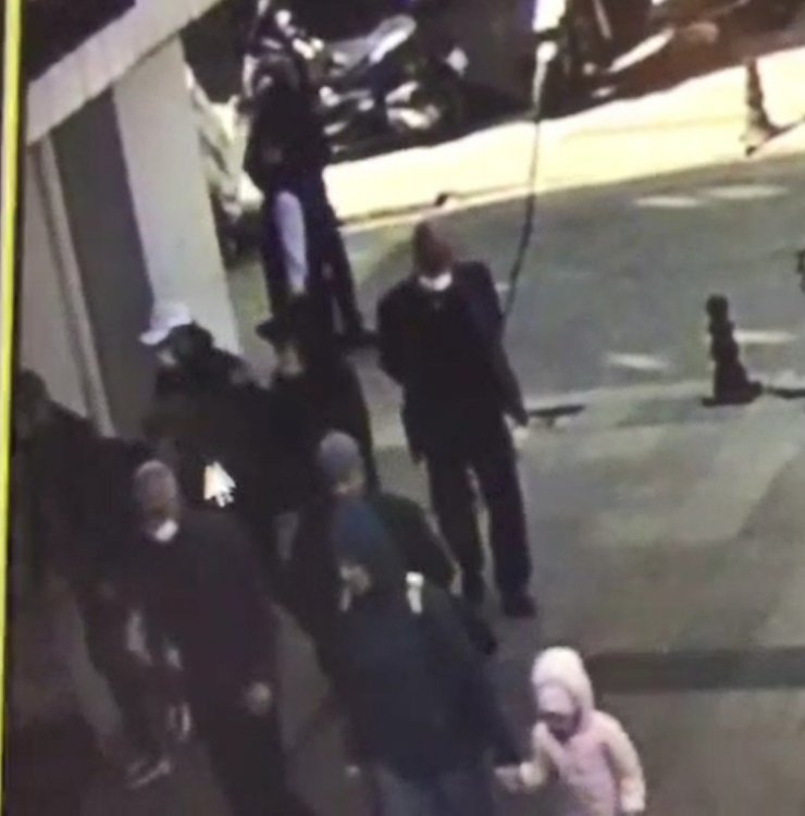 Hırsızlar sırt çantasından 50 bin euro çaldı