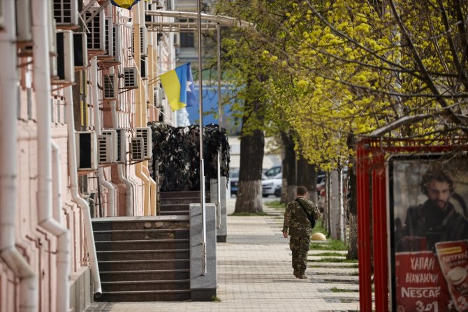 Kiev'in caddeleri canlanmaya başladı