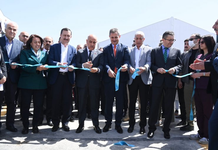 Kirişci: Arzumuz 2 milyon sokak hayvanını kısırlaştırmak