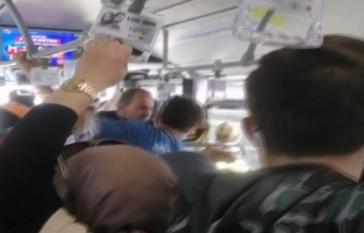 Metrobüste kadına şok eden sözler
