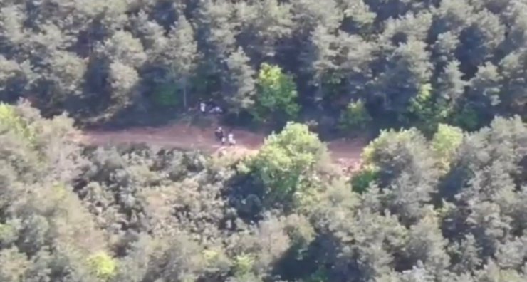 Ormanda atış talimi yaparken drone ile yakaladılar