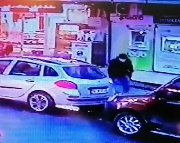 Otomobilden çanta hırsızlığında jammer kulanıldı iddiası