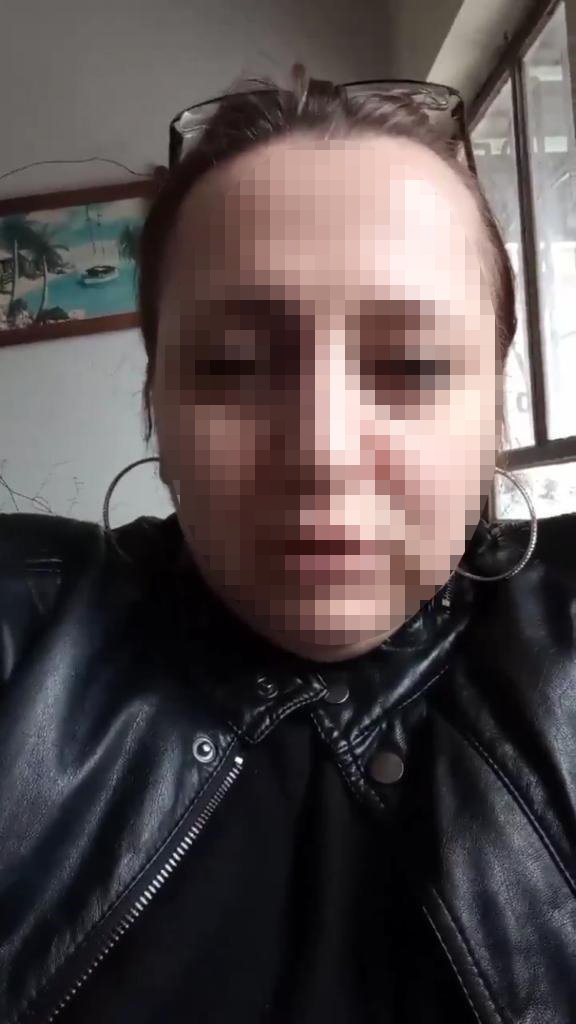 Tanınmış kişilere şantaj yapan ve 5 ilde 16 suçtan aranan kadın yakalandı