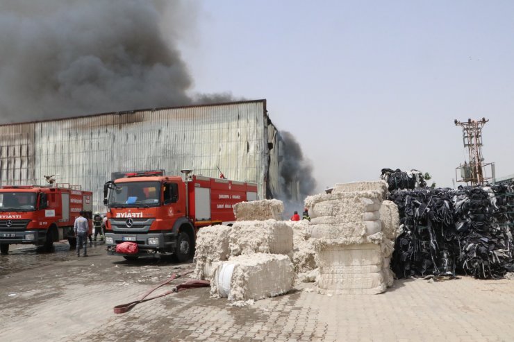 Tekstil fabrikasında yangın çıktı