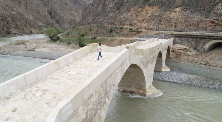 800 yıllık köprünün restorasyonu tamamlandı